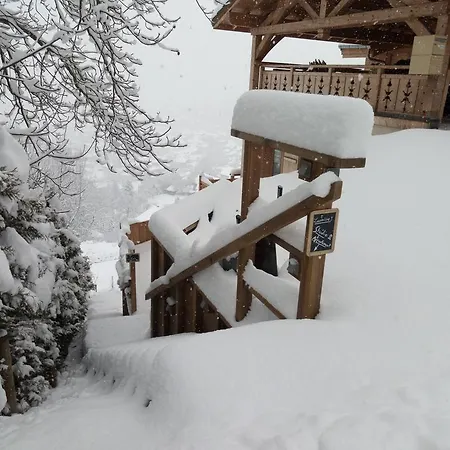 Le Chalet Vue Mont-blanc *